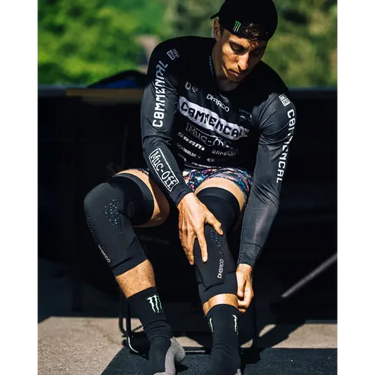 Gravity Knee Pad